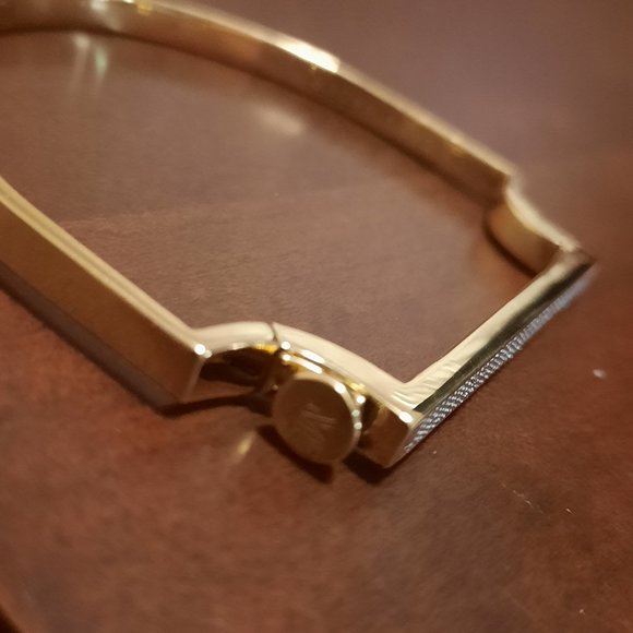 Signature Thin Diamond Bangle by MONICA VINADER - Picture 6 of 15